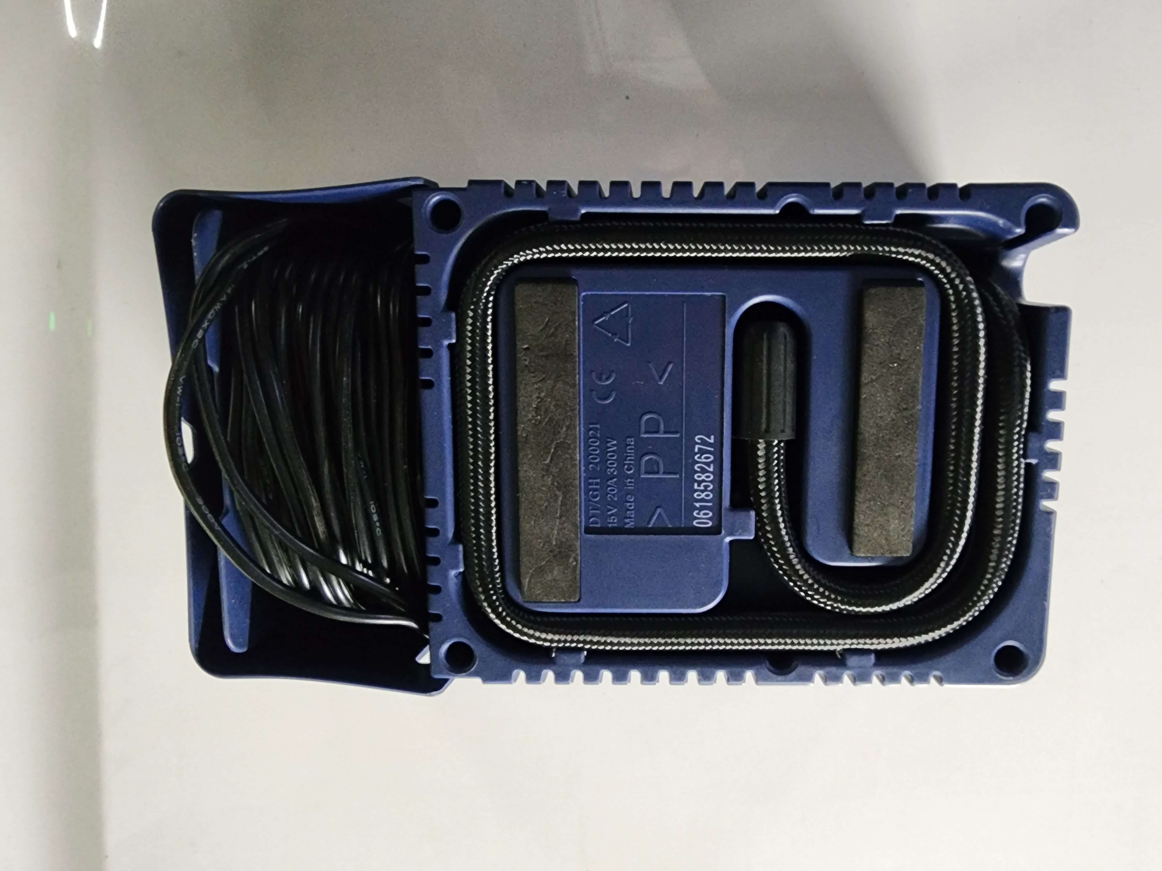 싼타페 TM 타이어 수리킷 뒷면