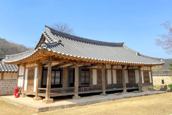 김명관 고택