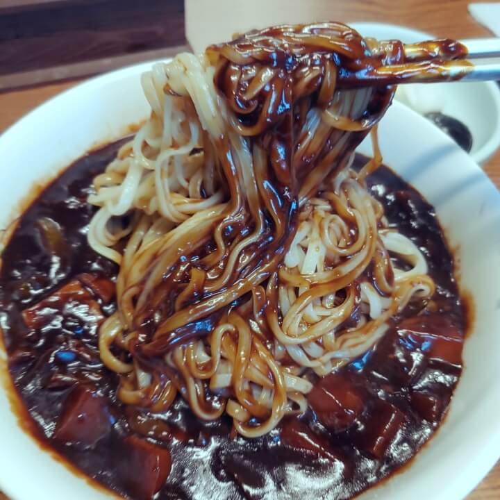 신촌-효동각-자장면-사진