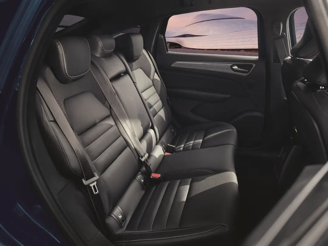 XM3 E-TECH 하이브리드 실내-4