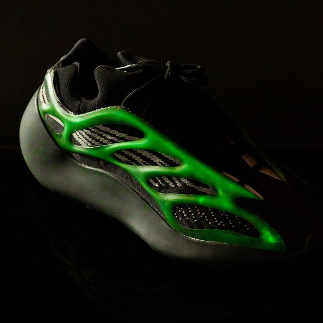 아디다스 이지부스트 350 500 700