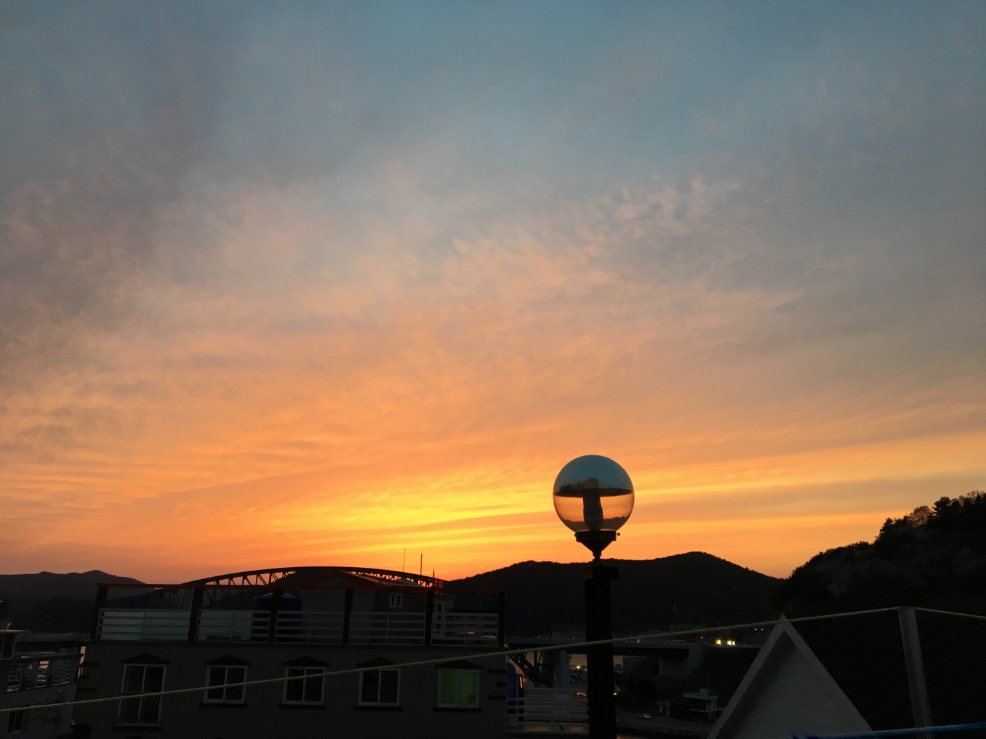 밤의 하고게스트하우스 전경