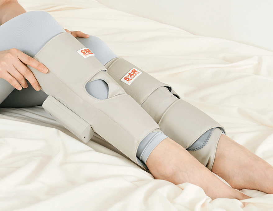 스우파-포터블-마사지기를-착용한-사진