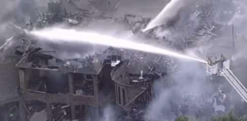 텍사스 대저택 불 끄는 장면