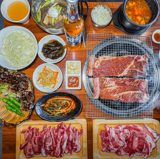 철원 맛집 &quot;소싯적돼지&quot; 음식 사진