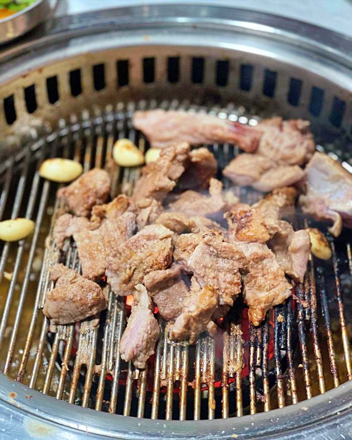 생방송 오늘저녁 대전 대흥동 중앙로역 46년 노포 돼지갈비 맛집