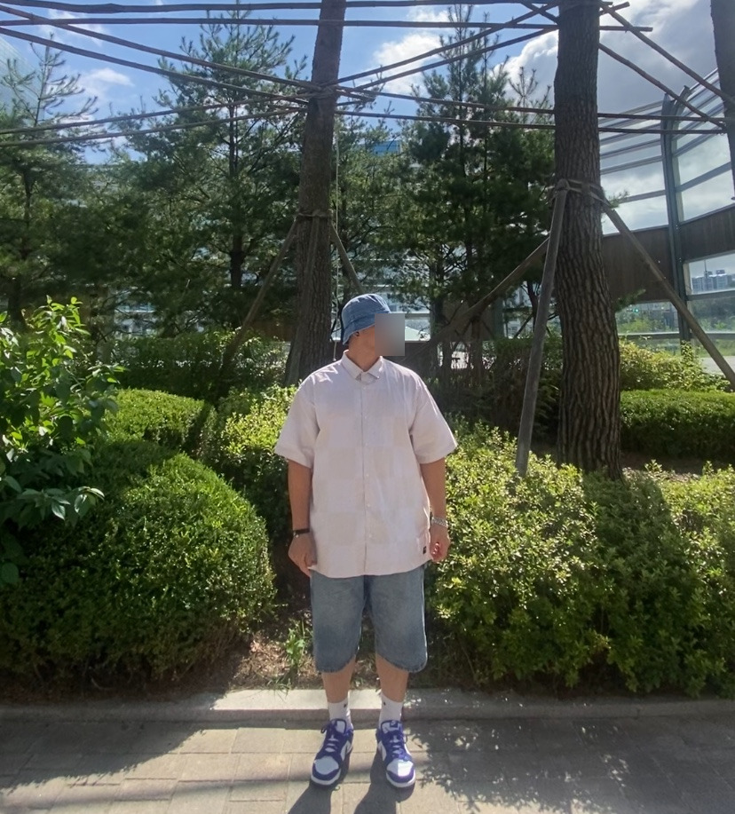데일리룩('26. 7. 27.)루오에스펙 빈티지 버킷햇 벙거지, 반스 케슬러 체커보드 우븐 반소매셔츠, 디미트리블랙 버뮤다 데님팬츠, 나이키양말, 나이키 덩크 로우 레트로 콩코드