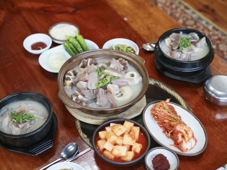 6시내고향 경기 안성 고향노포 1920년 영업 시작 4대 100년 안성 장터국밥, 안성맞춤 우탕, 설렁탕, 소머리국밥 맛집 추천