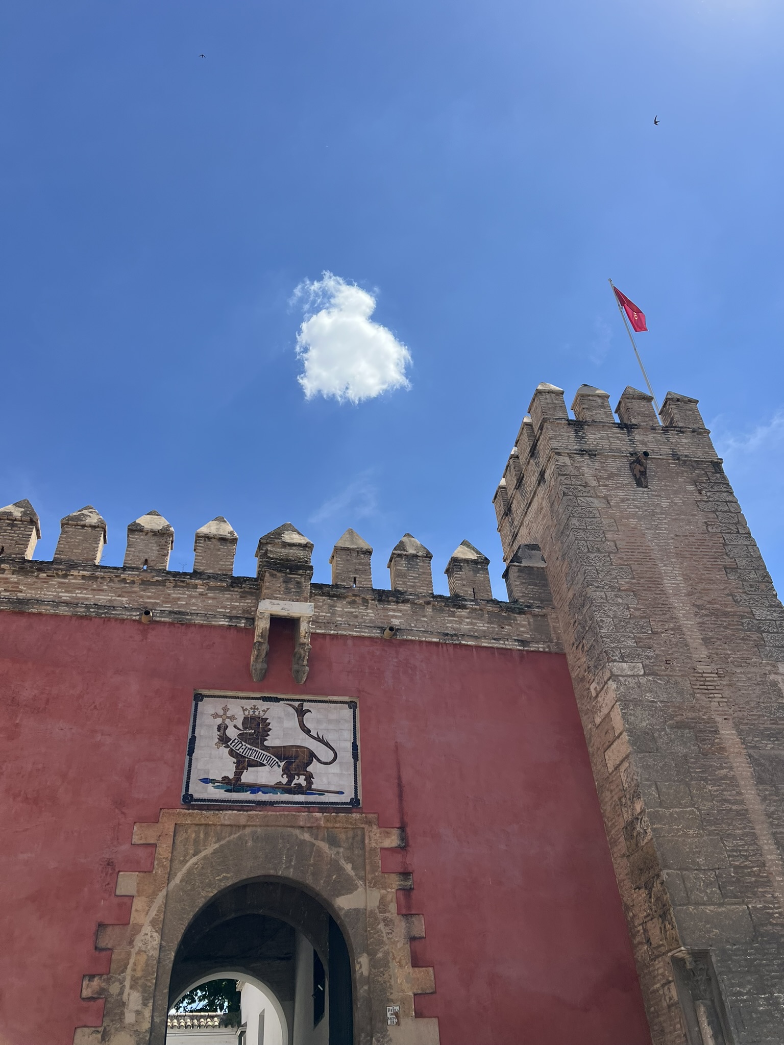 알카사르궁전 입구사진