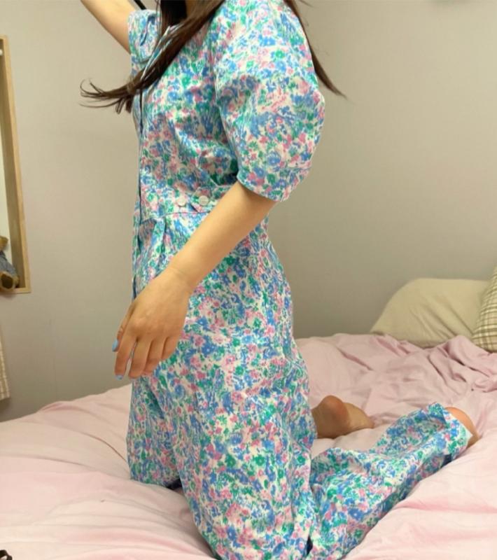 루즈 박시핏 잔꽃무늬 플라워 나염 점프수트 바지 팬츠