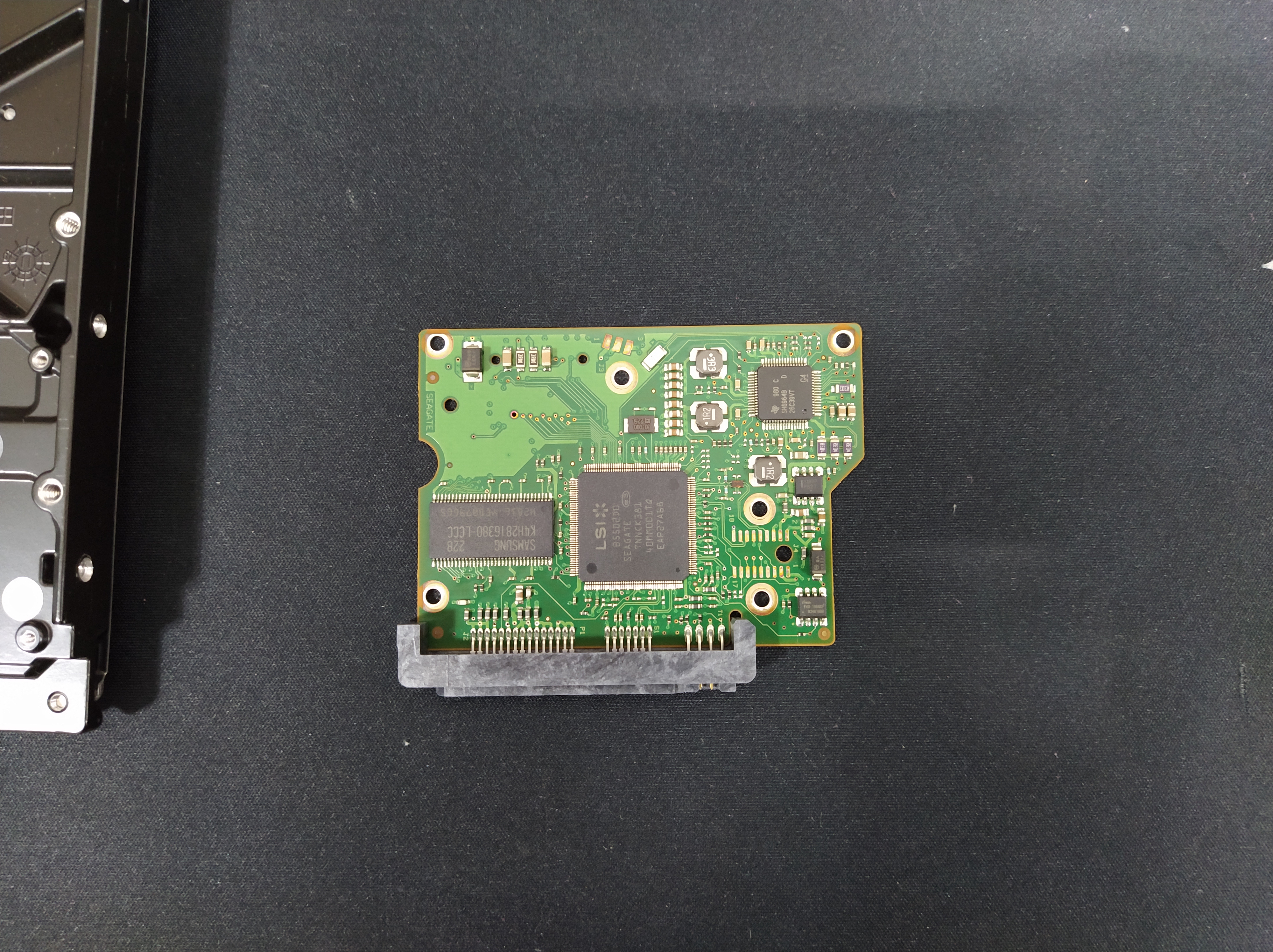 하드디스크 기판 