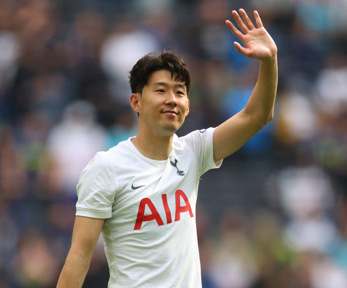 손흥민 경기 후 모습 2