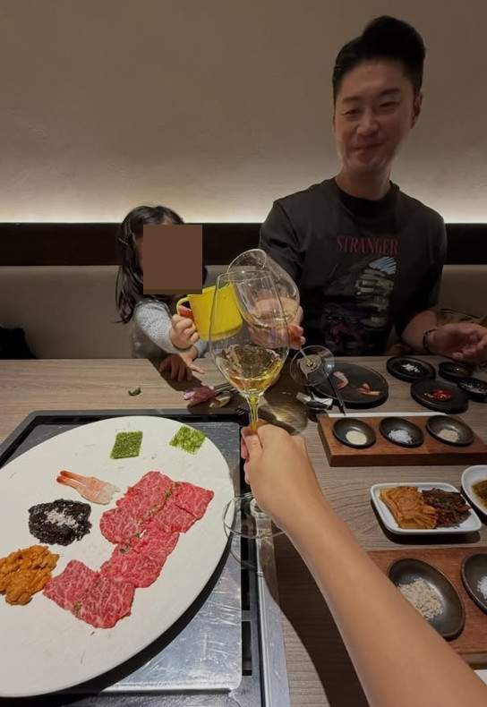 최자 첫 파티 아내&middot;딸 나이 프로필 총정리｜23년 결혼&middot;아내 직업&middot;붕어빵 딸 첫 가족 파티