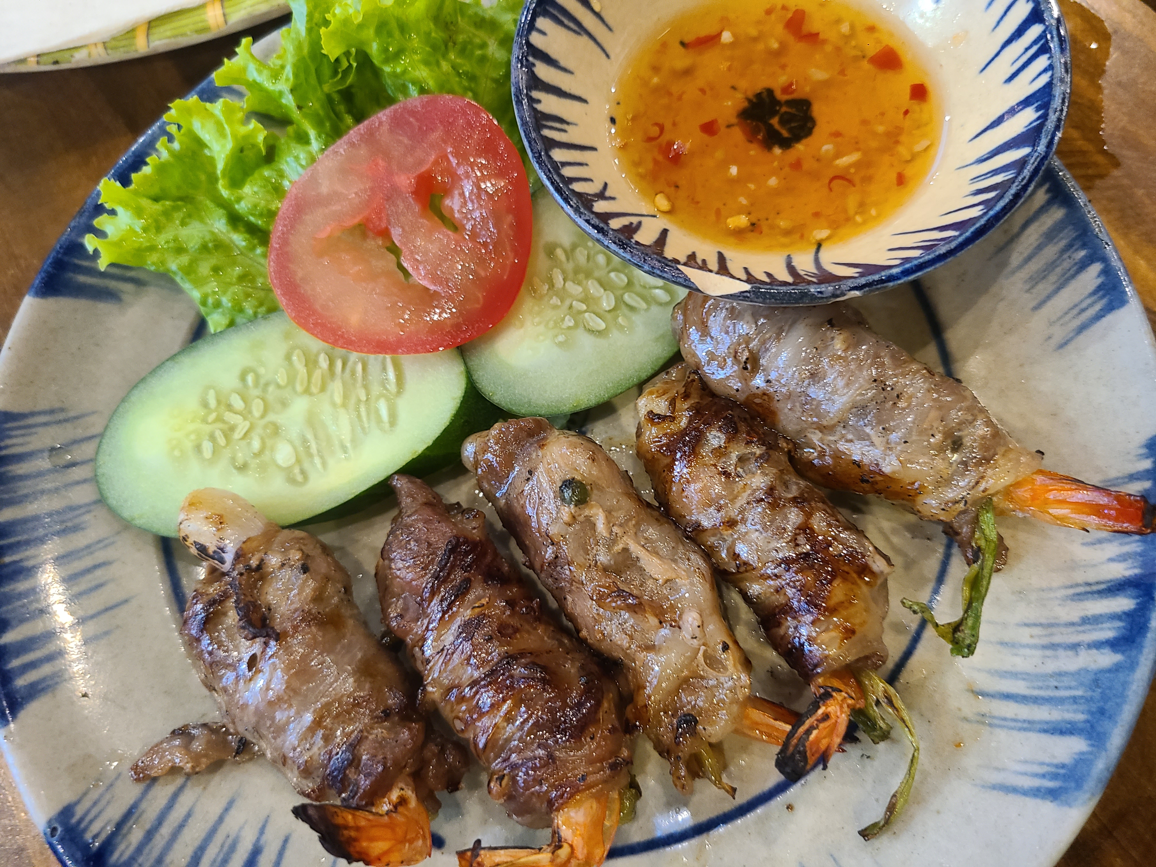 베트남 나트랑 가정식 맛집 '라냐' 소고기새우말이