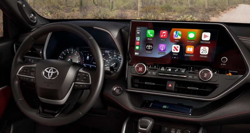 2023-하이랜더-디스플레이