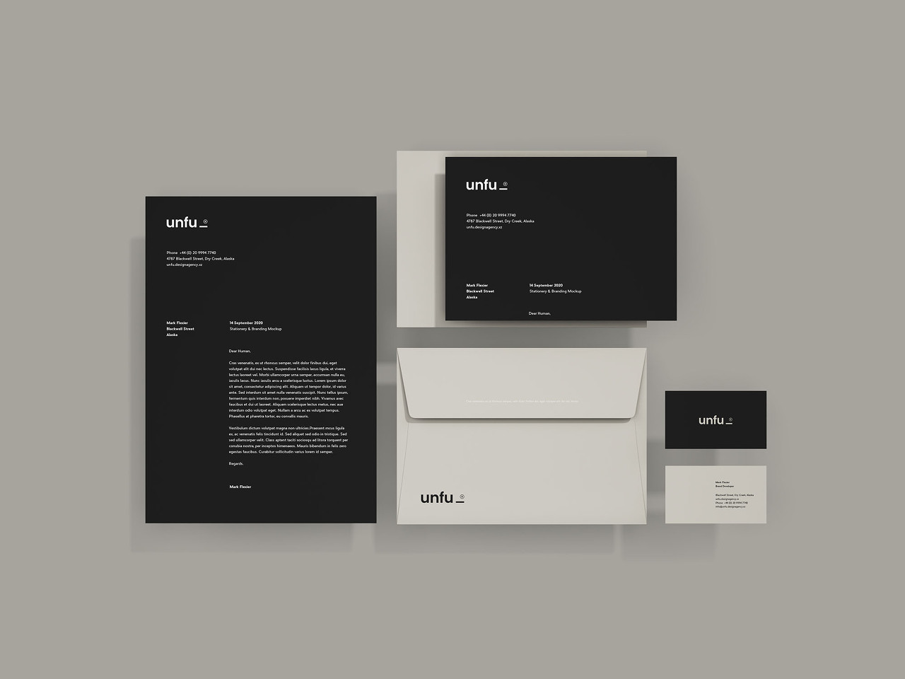 Simple Branding Mockup(심플 브랜딩 목업)