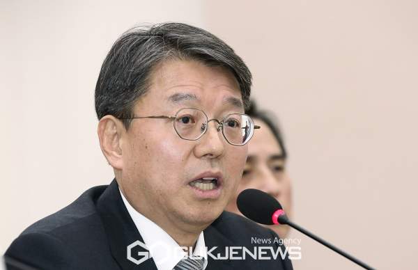 김정원 헌법재판소 사무처장 프로필