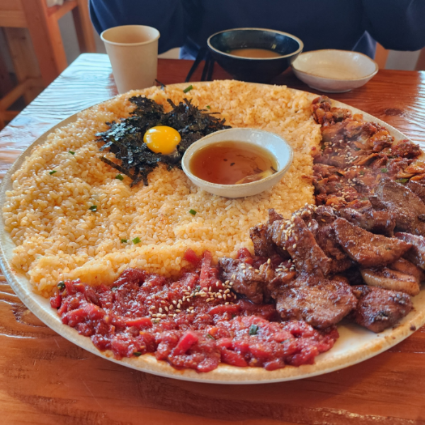 황남비빔밥-황남스페셜-꼬막-육회-갈비-비빔밥
