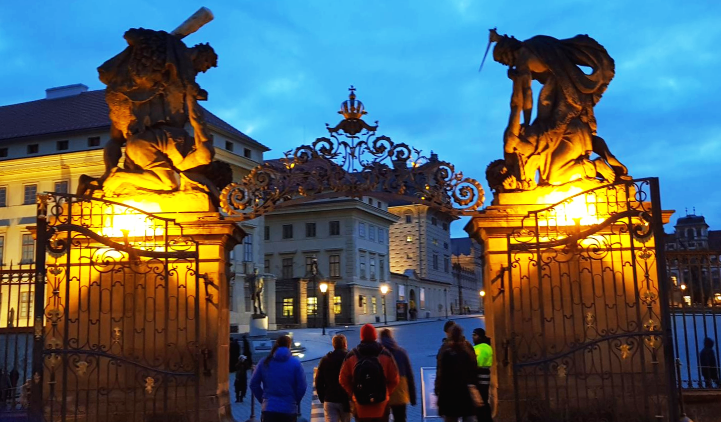 프라하 성 성문