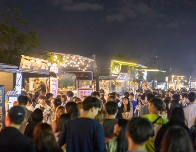 한강 달빛 야시장