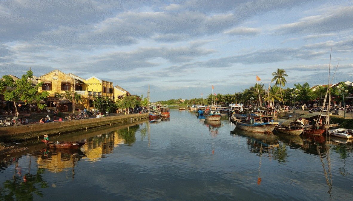 베트남 다낭 강 사진