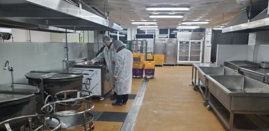 학교-급식소-종사자