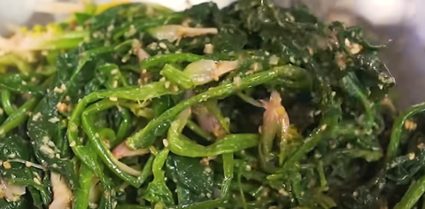 시금치나물