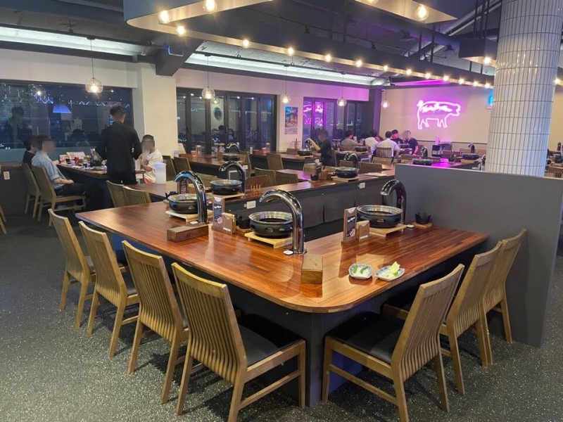 김형제 고기의 철학 내부