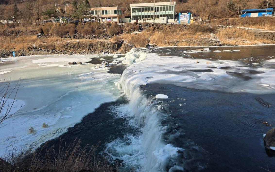 철원 한탄강 물윗길&amp;#44; 주상절리&amp;#44; 직탕폭포 여행 명소 안내 