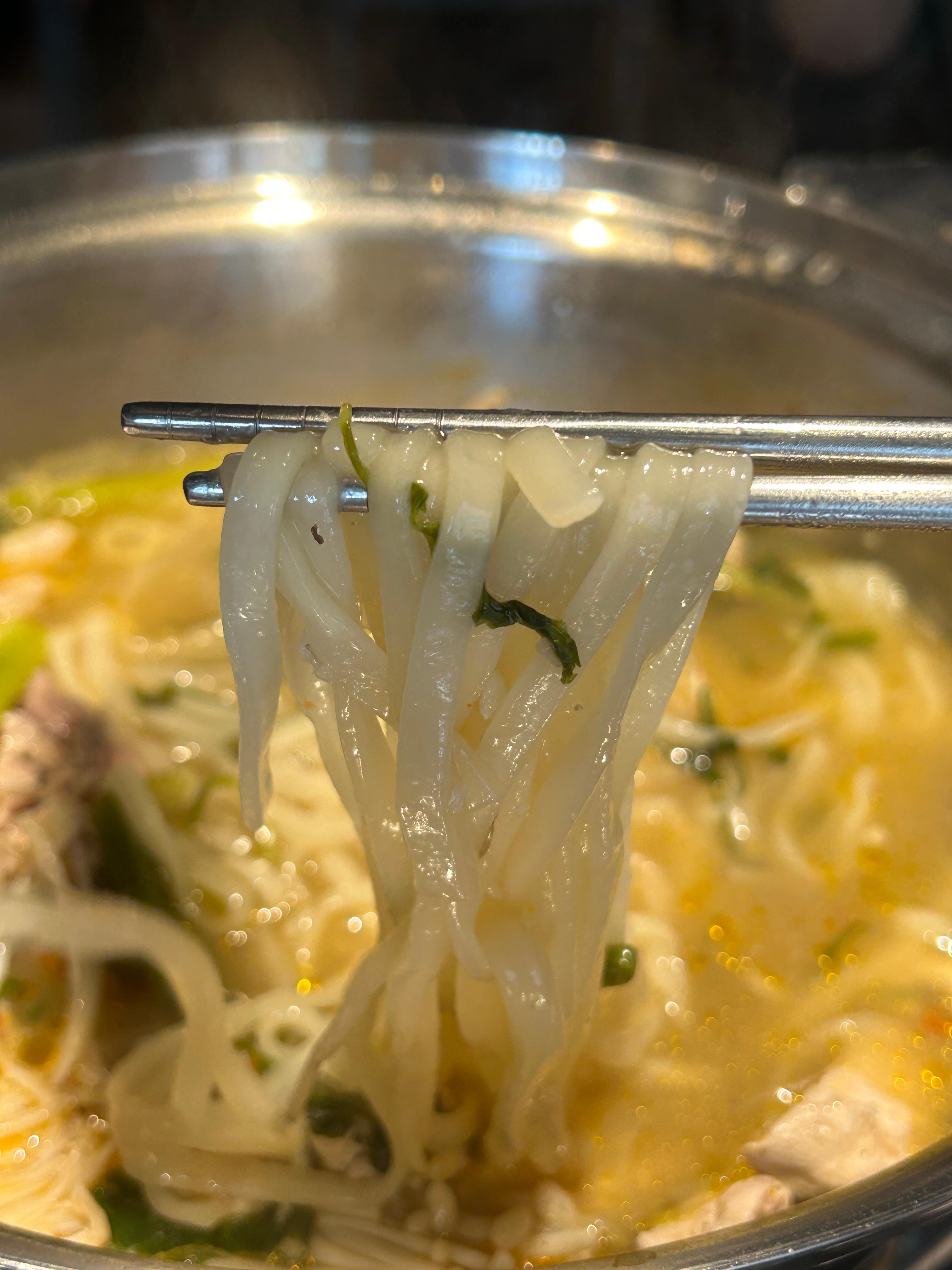 닭국수전골-국수