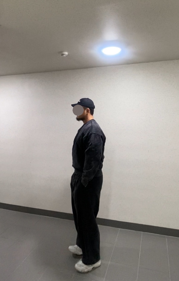 데일리룩('25. 11. 16.)윅wick 워싱볼캡 모자, 소버먼트 스톤워싱 빈티지 맨투맨, 무신사스탠다드 데님와이드 벌룬팬츠, 뉴발란스 스니커즈 WX608WT NBPT9F704W