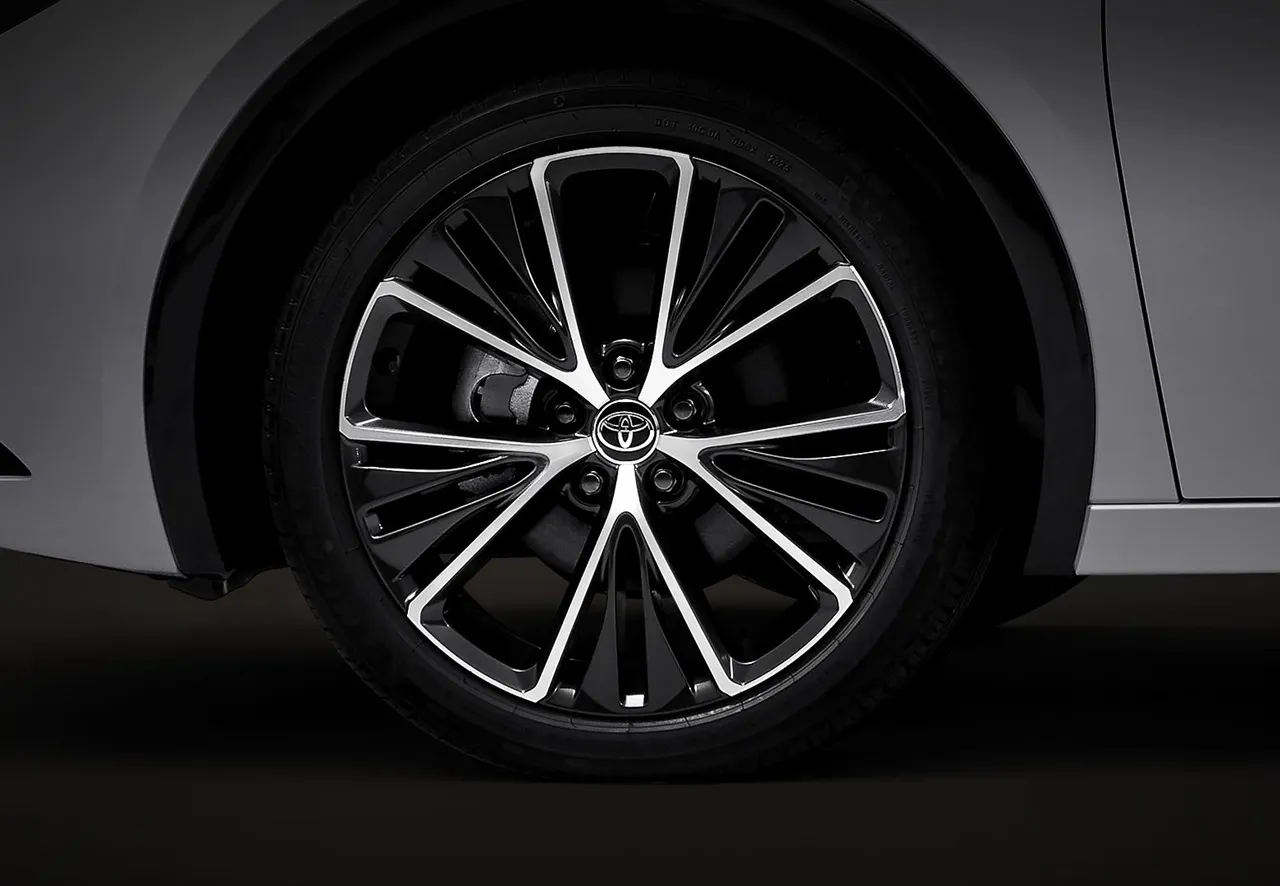 토요타 프리우스 하이브리드 자동차 이미지