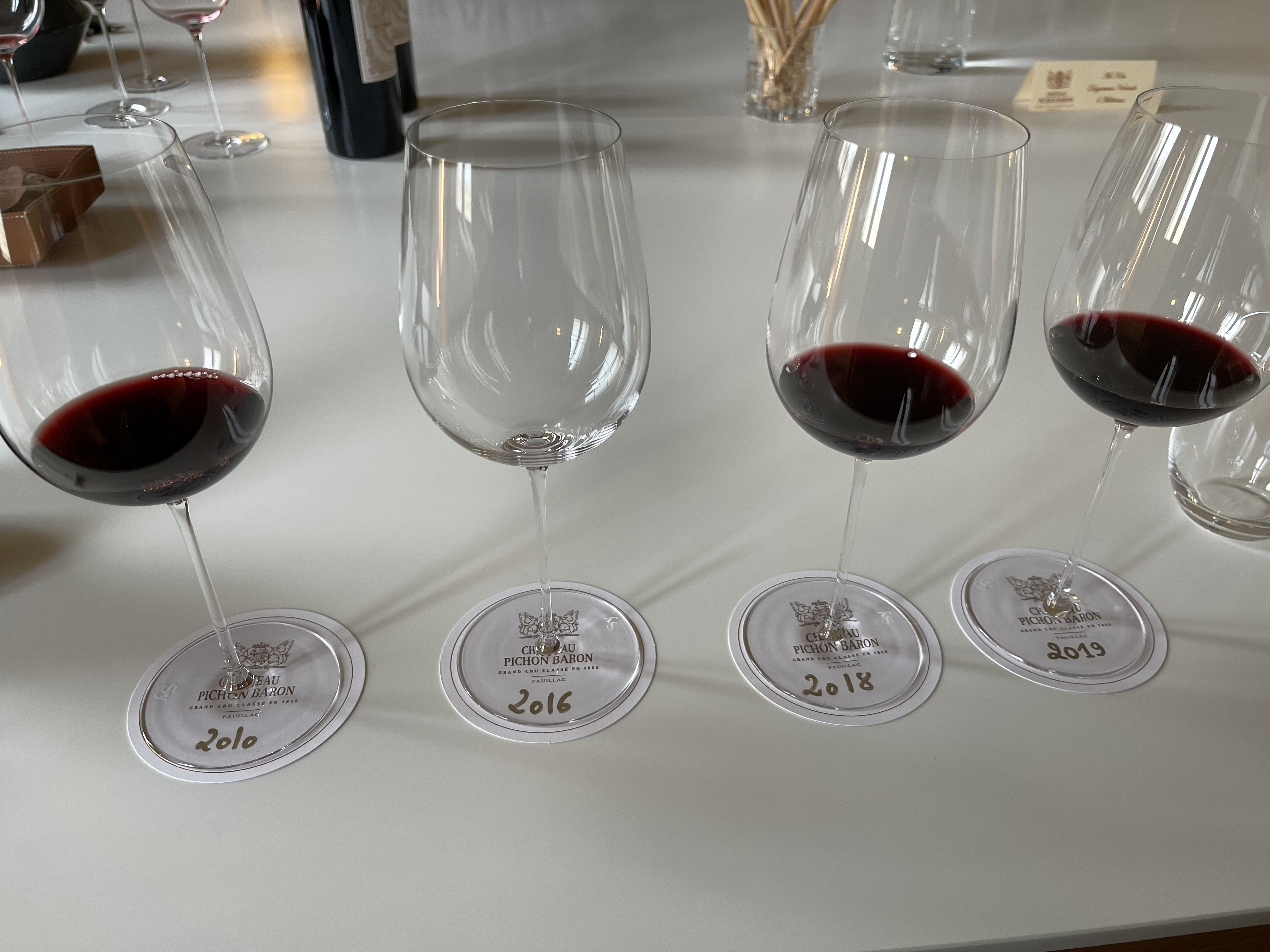 Château Pichon Baron 2010, 2016, 2018, 2019 빈티지 (16빈은 나중에 따라주심)