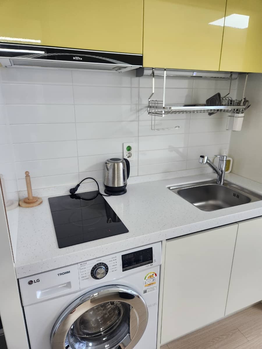 양양 죽도해수욕장 & E7 네오스 숙소