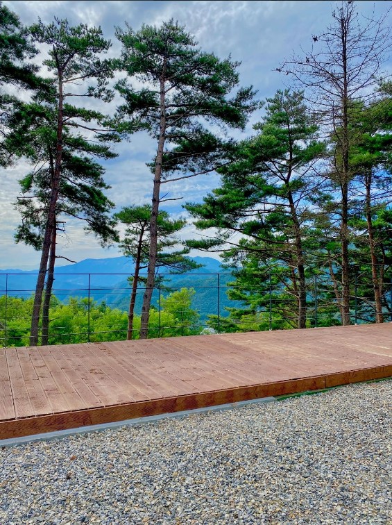 구름품은캠핑장-전경