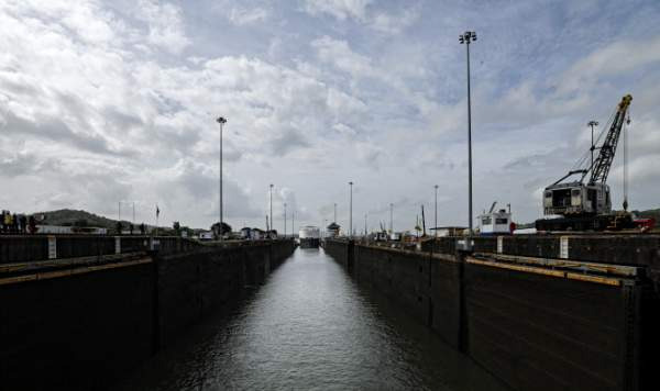 파나마 운하 가뭄 위기와 세계 물류 대란: 구조 원리부터 2026년 해운 관련주까지 완벽 정리