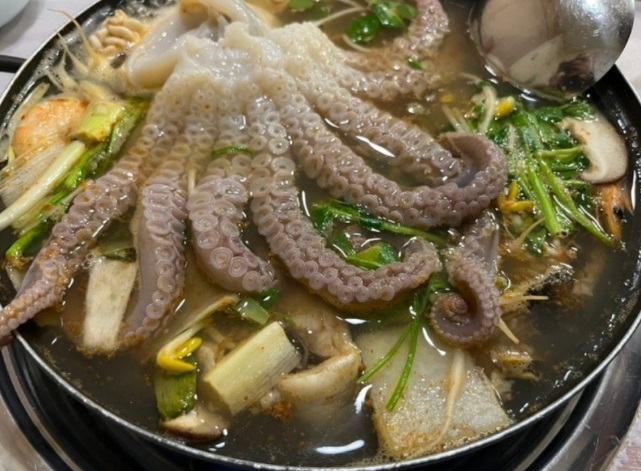 삼척-문어해물탕-일품해물탕