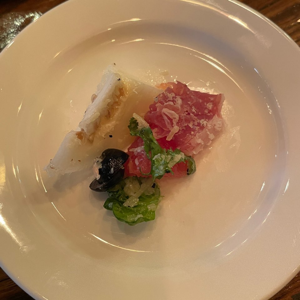 성수 비스트로 벼리다 - 계절 과일 샐러드