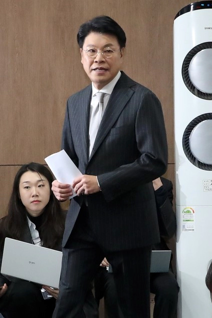 장제원 국회의원 프로필 고향 학력 지역구 아버지 형제관계