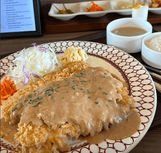 생방송투데이 흑돈가스 광주 서구 개척식당 맛집