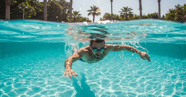 무릎에 부담 없는 유산소 운동 수영