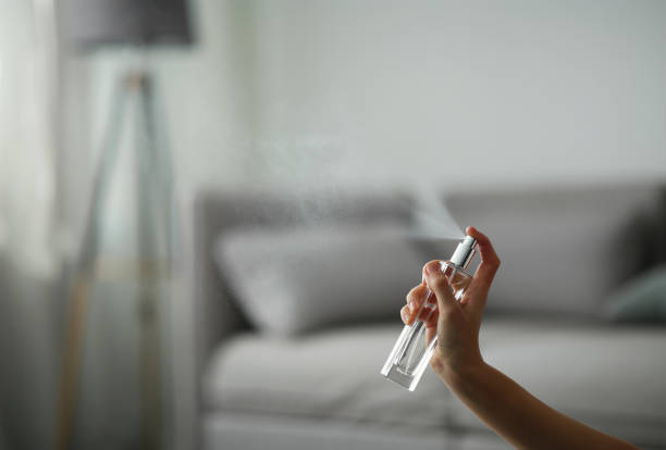 집 안 공기를 바꾸는 향기 루틴: 천연 룸스프레이 DIY 가이드