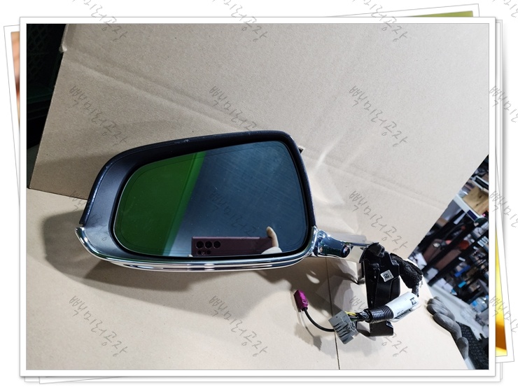 테슬라 모델S 중고 사이드미러 거울부
