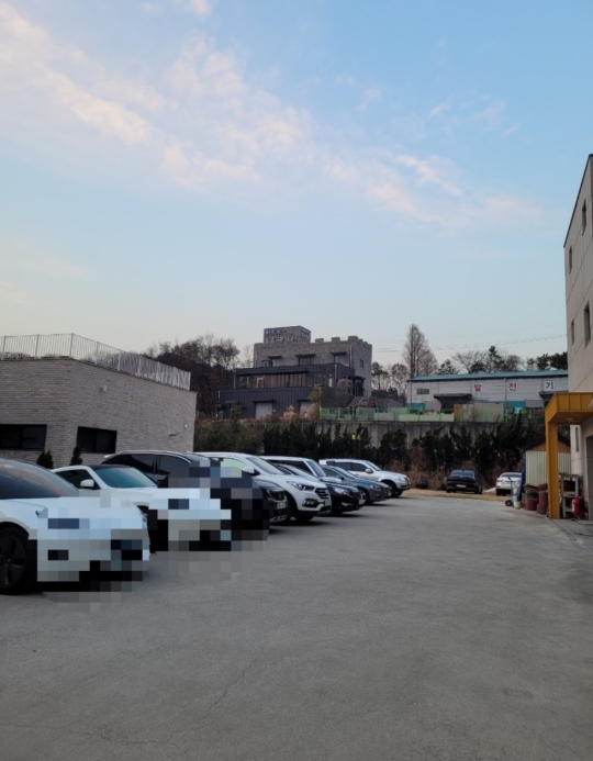 이천 도자기 체험장 정도가 주차장