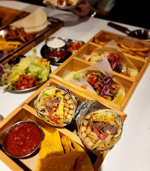 화정 로데오에 뜬 '멕시칸 신상 맛집' 더맨타코! 호불호 없이 즐기는 이색 메뉴 총정리!