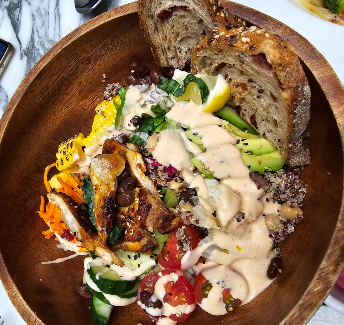 치킨퀴노아 샐러드 보울