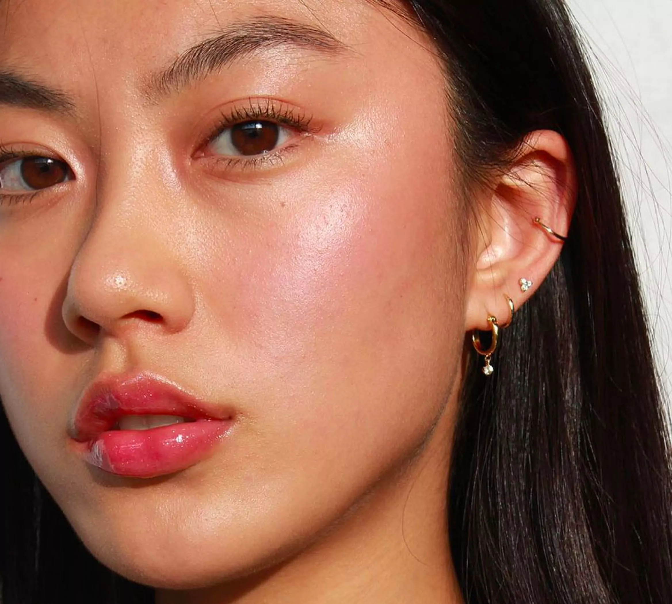 스킨케어루틴, 클렌징팁, 각질제거스크럽, 바디스크럽추천, 페이스스크럽추천, 수분가득스킨케어, 피부탄력관리, 주름개선팁, 미백스킨케어, 민감성피부관리, 모공관리팁, 피부결개선, 광채나는피부, 한국스킨케어제품, 자연유래성분, 피부진정팁, 보습스킨케어, 탄력있는피부, 피부톤개선, 데일리스킨케어, 피부장벽강화, 유수분밸런스, 각질관리팁, 피부톤밝히기, 트러블케어, 피부결촉촉하게, 자외선차단팁, 피부진정마스크팩, 천연성분스크럽, 피부탄력회복