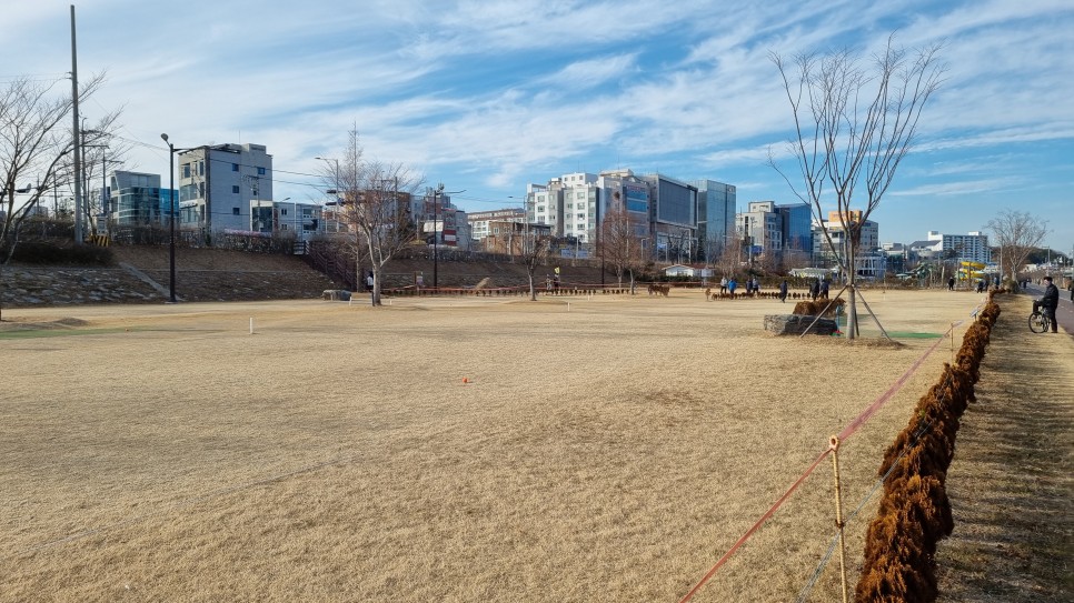 울산 동천파크골프장. 울산광역시 중구 남외동 508-1