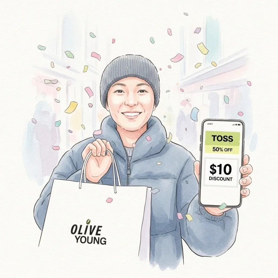 올리브영 쇼핑백과 할인 쿠폰 화면을 든 모습