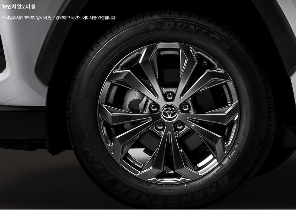 18인치휠(좌)-19인치휠(우)